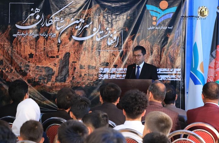 محمد طاهر زهیر؛ خواستار راه اندازی مسابقات فرهنگی در مکاتب شد