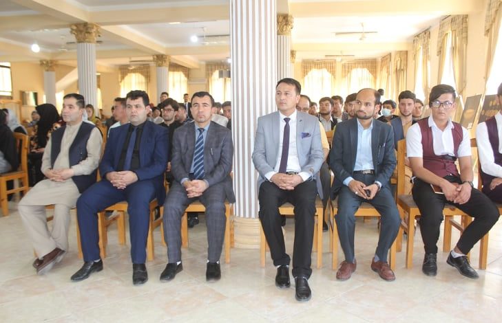 هفتۀ کتاب و کتابخوانی و روز جهانی موزیم در بلخ تجلیل شد
