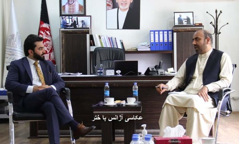 معین فرهنگ و هنر وزارت اطلاعات و فرهنگ خواستار باز سازی شهر قدیم قندهار و خانۀ احمدشاه بابا شد