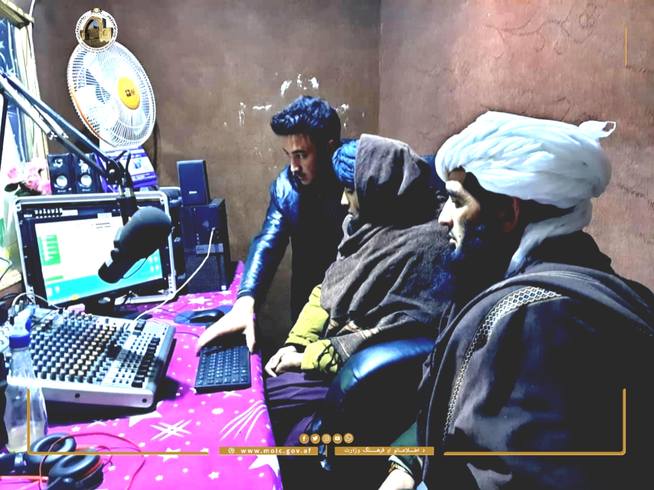 .....